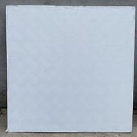 Plaque de plâtre stratifiée PVC 600x600, résistante à l'humidité, insonorisée, ignifuge, design artistique pour usage hôtelier, projet suspendu