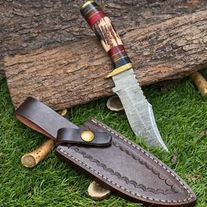 Cuchillo de caza personalizado OEM/ODM de 10 pulgadas, forjado a mano en Damasco, con hoja de punta de clip, mango de cuerno y funda de cuero. - Product Image 5