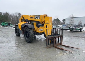 Chariot télescopique JCB d'occasion 507-42 12,8 m 2500 kg avec capacité tout-terrain et roues en nylon/caoutchouc/PU - Product Image 4