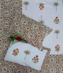 <b>Floral</b> motif block printed handmade cotton <b>bed</b> <b>sheets</b> with artisan charm OEM wholesale private label global supply. - Product Image 4