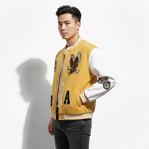 Blouson Bomber Homme Y2K Streetwear Personnalisé avec Logo, Broderie Graphique Aigle Jaune Vintage, Style Letterman, Tissu Lourd - Product Image 5
