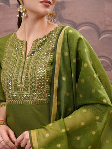 Green Embroidered Sequined Quick Dry <b>Kurta</b> Palazzo Dupatta Traditional Ethnic Wear <b>Women</b> Regular Fit Knee-Length Silk Blend - Product Image 4