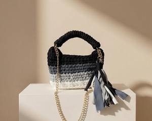 Bolso Mini Estilo Vintage con Cadena – Bolso de Hombro Boho con Rayas Negras y Grises, Elegante con Perlas y Dos Correas, Tejido de Cordón de Algodón - Product Image 1