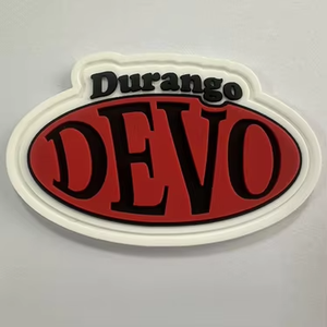 Nouvel Arrivage Écussons en PVC 3D en caoutchouc gaufré, durables et de haute qualité, Écussons logo en caoutchouc souple gaufré 2026 - Product Image 3
