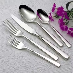 Ensemble de couverts en acier inoxydable de qualité supérieure, collection de couverts en métal pour tables de luxe, hôtels et restaurants - Product Image 4
