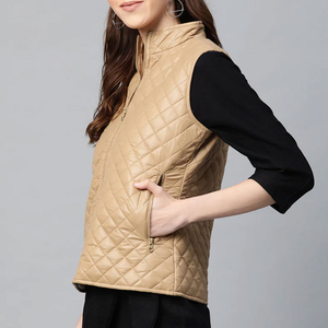 2026 Trendy Custom Women's Short Warm Eco-Friendly Breathable Puffer Vest-Zipper <b>Bubble</b> Sleeveless Tank <b>Top</b> Style Jacket - Product Image 2
