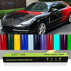 Film adhésif vinyle noir et rouge en rouleaux pour enveloppement intégral de véhicule, film teinté mat à application à sec pour changement de couleur de voiture, en vente - Product Image 1