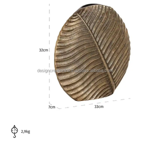 Vase de table en aluminium à l'aspect antique de style moderne, décor élégant à la maison, pot de fleur, matériau métallique conçu pour la vie à la maison - Product Image 5