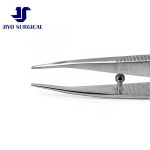 Pinzas Barraquer Reutilizables de Acero Inoxidable Jiyo Surgical Co. BC-7654, 4 3/8 Pulgadas, Ligeramente Anguladas, 6.0mm, Puntas Lisas y Planas - Product Image 2
