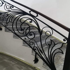 Barandilla de Hierro Forjado Personalizada para Escaleras: Una Combinación Perfecta de Lujo Premium, Seguridad Superior y Elegancia Atemporal para su Hogar - Product Image 1