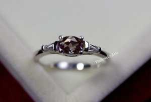 Bague Alexandrite changeante de couleur, bague de mariage, pierre précieuse ovale changeante de couleur, argent sterling, faite à la main, cadeau pour femme - Product Image 5