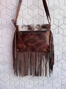 Nouvel arrivage de sac à main à franges en fourrure de vachette de style occidental Sac à bandoulière Sacs à franges de bohème Cheveux à cacher Sacs à franges de gitane de créateur - Product Image 4