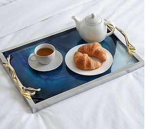 Plateau de service en résine bleue de qualité supérieure avec poignées dorées, finition métallique polie, motif marbré, pour une table élégante et un cadeau haut de gamme - Product Image 3