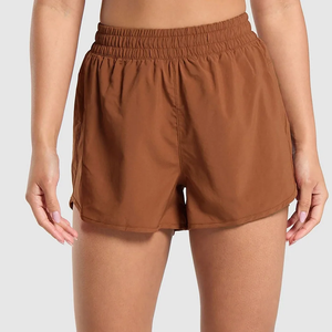 Shorts de sport noirs pour femmes avec bordure blanche, taille à cordon de serrage, séchage rapide, tissu tricoté, taille mi-haute, coupe régulière - Product Image 6