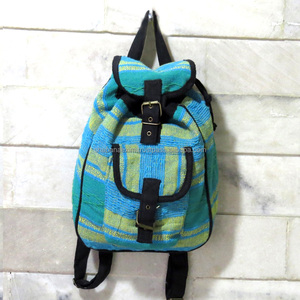 Mochila de algodón hecha a mano Banjara bolsa de viaje Patchwork Vintage Boho Unisex bolsa de hombro mochila de fabricante indio - Product Image 2