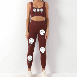 Seamless gym apparel with quick dry technology and modern design women yoga set daily <b>exercise</b> women yoga set - Product Image 1