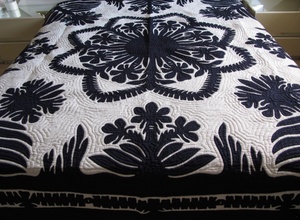 Couvre-lits hawaïens faits à la main en Inde, écologiques, taille King/Queen, motifs brodés, 100% coton, style vintage pour hôtel, décoration - Product Image 2