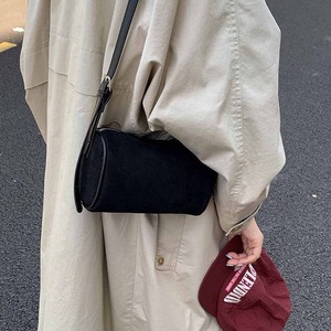 Sac bandoulière polyvalent en cuir mat tendance 2025 pour femme - Product Image 2