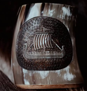 Verre à boire en corne de buffle de qualité supérieure, style corne de bovin viking, avec bordure en laiton, à prix bas - Product Image 2