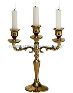 Candelabros de latón de diseño clásico europeo ideales para cenas formales casas vintage y exhibiciones de velas de boda - Product Image 1