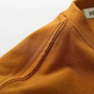 Fabricante de Camisetas Oversize Estilo Streetwear con Lavado Ácido, Impresión DTG, Fábrica de Camisetas con Diseño Gráfico Personalizado - Product Image 5