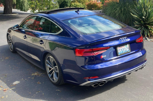 Audi S5 Sport-Back V6 Turbocompressé de Haute Qualité, Conduite à Gauche, Voitures Sportives d'Occasion à Prix Abordable - Product Image 2