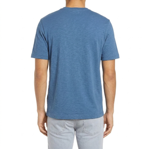 Camiseta de algodón premium con cuello de muesca para hombre – Prenda informal esencial de corte relajado - Product Image 4