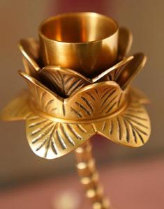 Candelabro floral dorado, decoración del hogar de metal, redondo, duradero - Product Image 4