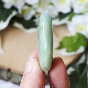 Natural Aquamarine Polished Oval Shape Palm <b>Stone</b> Healing Crystal <b>Worry</b> <b>Stone</b> For Reiki Meditation Energy Balance Wholesale Bulk - Product Image 4
