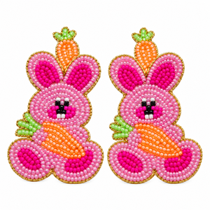 Pendientes de Conejito Rosa Bordados a Mano con Detalles de Zanahoria Naranja y Hoja Verde, Pendientes Coloridos con Cuentas para Pascua - Product Image 1