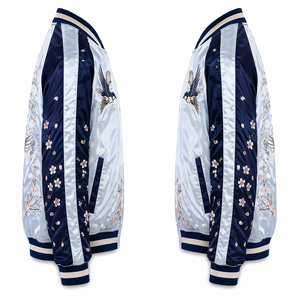 Veste bomber Sukajan en cuir ultra-luxe pour l'hiver |   Fermeture éclair brodée à la main de style japonais, artisanat double face - Product Image 4