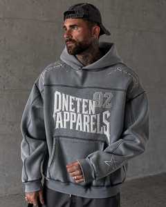 เสื้อฮู้ดโอเวอร์ไซส์ผ้าฟลีซหนานุ่มสำหรับผู้ชาย ยี่ห้อ ONETEN APPARELS สีเทา สไตล์สตรีทแวร์ พิมพ์ลายโลโก้ด้านหน้า มีกระเป๋า - Product Image 4