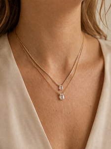 Collier pendentif pour femme en zircon cubique taille émeraude plaqué or 18 carats, chaîne serpent minimaliste superposée, pour usage quotidien - Product Image 1