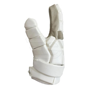 ถุงมือลาครอสสำหรับผู้ชายระดับพรีเมียม น้ำหนักเบา ระบายอากาศได้ดี นุ่ม สวมใส่สบาย เหมาะสำหรับการฝึกซ้อมและการเล่นเกม - Product Image 5