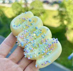 Nuevos Juguetes Blandos de Mochi para Apretar, Mochi Waffle con Purpurina, Juguetes Antiestrés Ultra Suaves para Adultos y Niños - Product Image 1