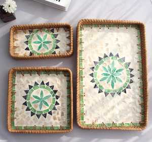 Assiette de service ronde en rotin artisanale, design bohème, écologique, passe au lave-vaisselle – Idéale pour la décoration intérieure et les présentations festives - Product Image 2