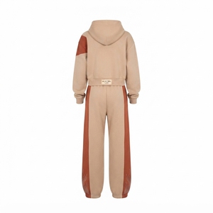 Conjunto Deportivo para Mujer con Bloques de Color, Sudadera con Capucha y Cremallera, Pantalones Deportivos Anchos con Detalle de Pedrería - Product Image 4