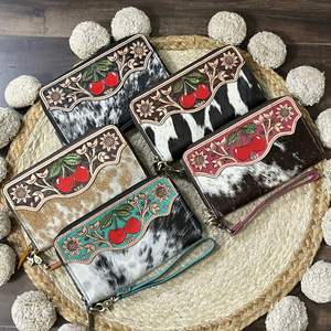 Portefeuille long en cuir de vachette repoussé à motif floral, haute qualité, avec fermeture éclair, pochette pour téléphone, prix usine de gros pour femmes - Product Image 4