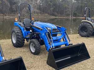 Mini-tracteur LS à vendre : design compact, moteur diesel puissant, transmission hydraulique performante et utilité fiable - Product Image 1
