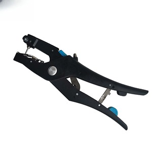 Pinza Aplicadora de Etiquetas para Orejas de Animales, Ganado, Ovejas, Cabras, Cerdos y Vacas, con Aguja y Marcador Veterinario - Product Image 4
