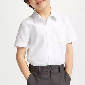 Chemises unies sur mesure fabriquées en usine, vente directe, avec short à braguette boutonnée, uniformes scolaires OEM pour garçons - Product Image 5