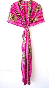 Robe longue au sol caftan imprimé tigre pour femme avec impression numérique à la taille naturelle - Product Image 6