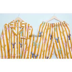 Ensemble pyjama 3 pièces pour femme, motif scorpion mignon et coloré, manches longues, boutonné, 100% coton, avec sac en coton - Product Image 6