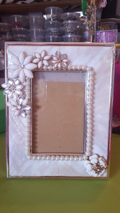 Handmade Resin Picture <b>Frame</b> with Elegant Botanical Artwork for Memorable Gift Ideas - Product Image 6