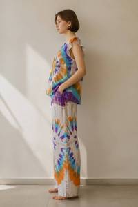เดรสยาวผู้หญิงลายมัดย้อมสไตล์โบฮีเมียนสำหรับฤดูร้อน ทรงหลวม แขนกุด คอกลม ระบายอากาศได้ดี เป็นมิตรกับสิ่งแวดล้อม ผลิตจากผ้าเรยอน เหมาะสำหรับใส่ลำลอง - Product Image 2