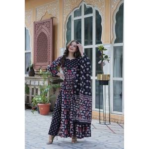 Hermoso Salwar Kameez de Algodón para Fiestas, Talla XL, Top y Pantalón con Dupatta, Elegante Ropa de Fiesta - Product Image 1