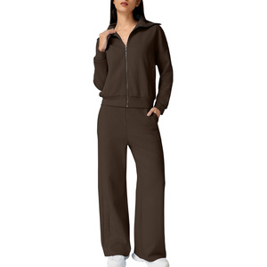 Prix de gros Ensemble de sweat-shirts 2 pièces pour femmes |   Vêtements de sport en polaire en gros |   Survêtement de jogging de haute qualité à faible MOQ - Product Image 3