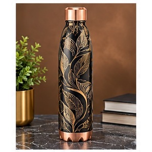 Botella de Agua de Cobre Hecha a Mano con Diseño de Mandala Dorado, Estilo Bohemio, Portátil para Viajes - Product Image 6