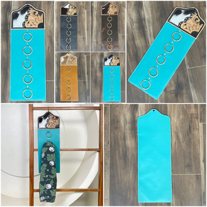 Fabricant en gros de porte-essuie-tout en cuir de vachette travaillé à la main, turquoise, organisateur, anneaux métalliques, porte-écharpe rustique, décoration intérieure - Product Image 3