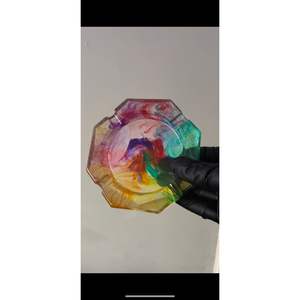 Cenicero de Resina Artístico de Lujo, Bandeja Moderna para Fumar, Elegante Porta Cigarrillos, Decoración Ecológica para Mesa de Oficina u Hogar - Product Image 3